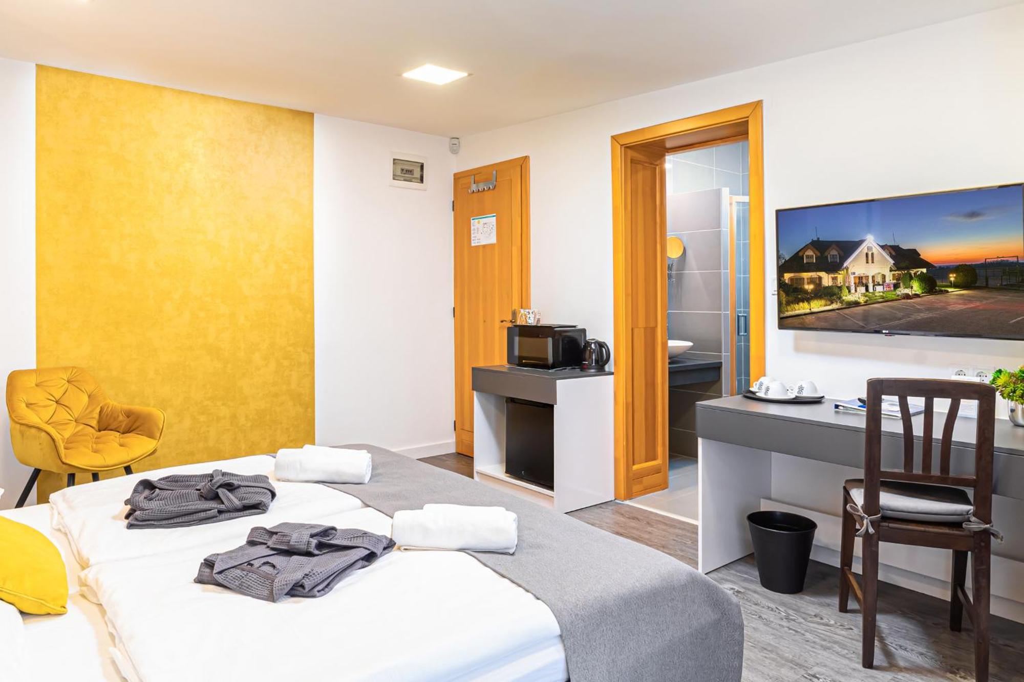 Отель Rigotanya Relax & Wellness Panzio Buekfuerdo Экстерьер фото